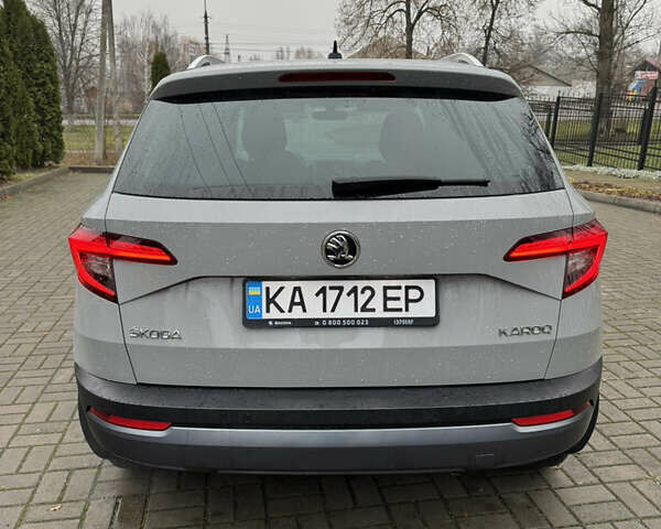 Сірий Шкода Karoq, об'ємом двигуна 1.5 л та пробігом 114 тис. км за 18700 $, фото 5 на Automoto.ua