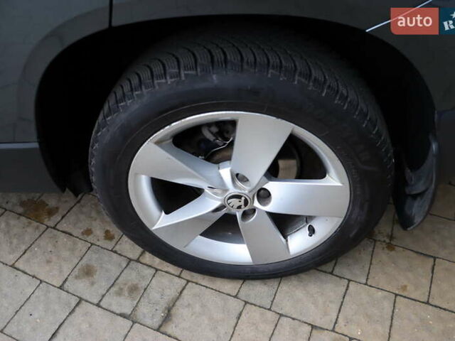 Серый Шкода Karoq, объемом двигателя 1.5 л и пробегом 212 тыс. км за 18900 $, фото 9 на Automoto.ua