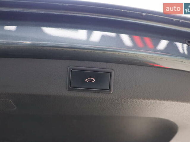 Серый Шкода Karoq, объемом двигателя 1.5 л и пробегом 212 тыс. км за 18900 $, фото 45 на Automoto.ua