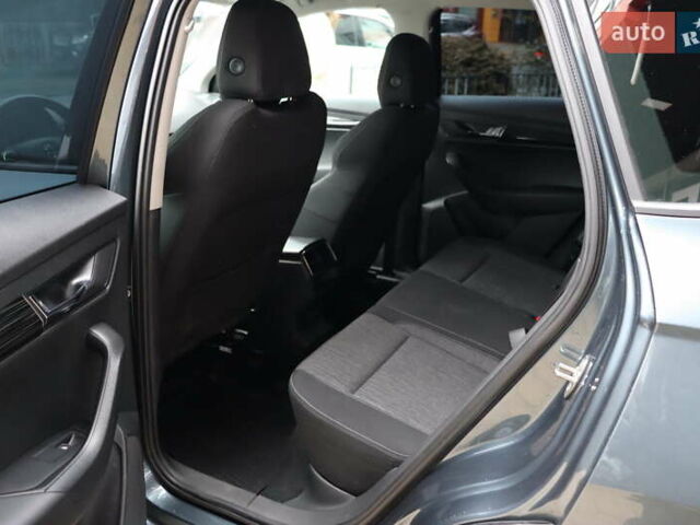 Серый Шкода Karoq, объемом двигателя 1.5 л и пробегом 212 тыс. км за 18900 $, фото 33 на Automoto.ua