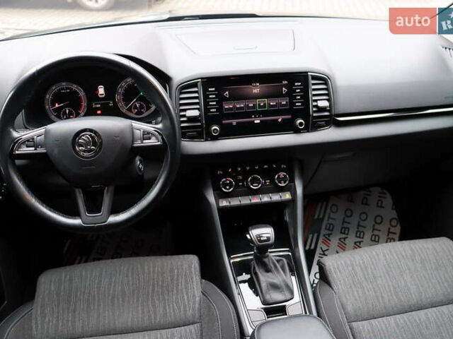 Серый Шкода Karoq, объемом двигателя 1.5 л и пробегом 212 тыс. км за 18900 $, фото 35 на Automoto.ua