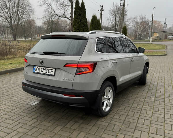 Сірий Шкода Karoq, об'ємом двигуна 1.5 л та пробігом 114 тис. км за 18700 $, фото 35 на Automoto.ua