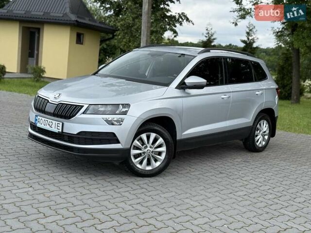 Серый Шкода Karoq, объемом двигателя 1.5 л и пробегом 253 тыс. км за 16500 $, фото 4 на Automoto.ua