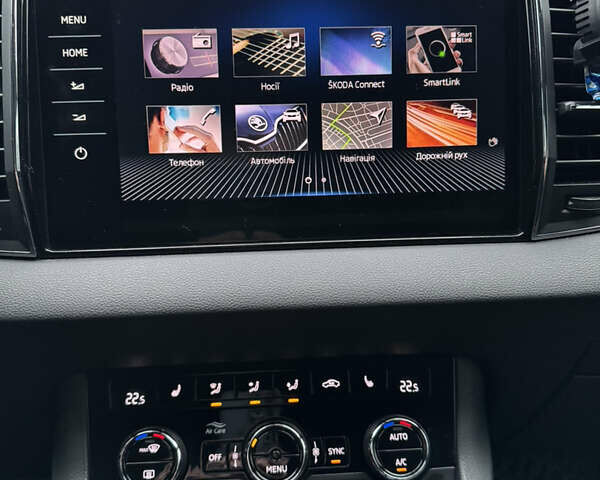 Сірий Шкода Karoq, об'ємом двигуна 1.5 л та пробігом 114 тис. км за 18700 $, фото 26 на Automoto.ua