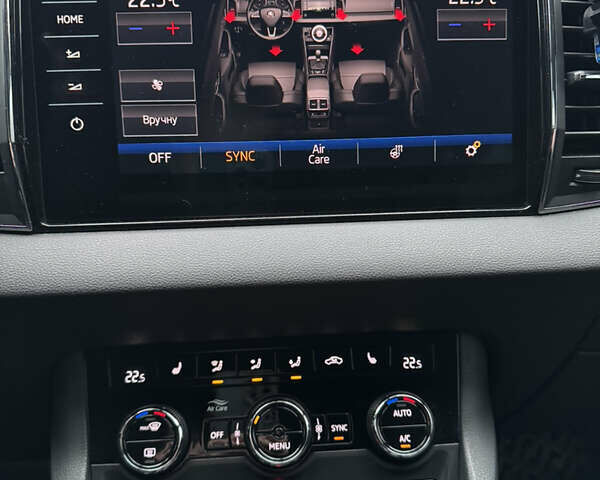 Серый Шкода Karoq, объемом двигателя 1.5 л и пробегом 114 тыс. км за 18700 $, фото 20 на Automoto.ua