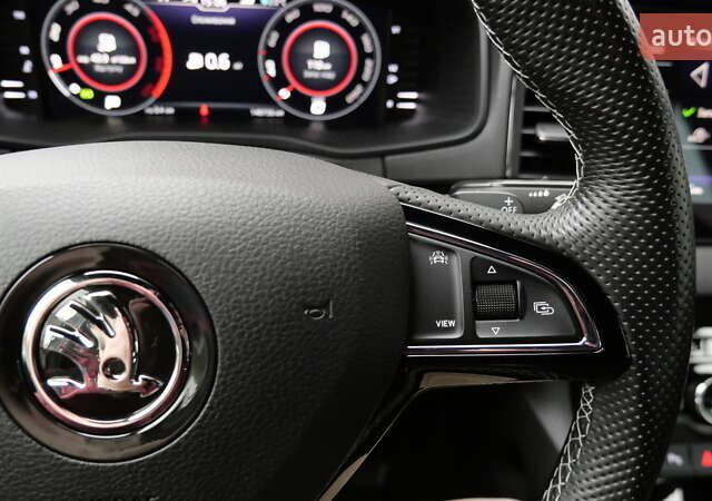 Сірий Шкода Karoq, об'ємом двигуна 0 л та пробігом 148 тис. км за 29990 $, фото 38 на Automoto.ua