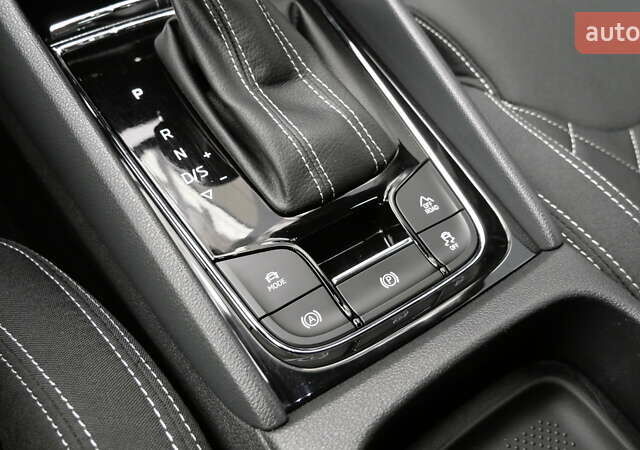 Сірий Шкода Karoq, об'ємом двигуна 0 л та пробігом 148 тис. км за 29990 $, фото 58 на Automoto.ua