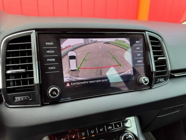 Серый Шкода Karoq, объемом двигателя 1.4 л и пробегом 127 тыс. км за 18300 $, фото 21 на Automoto.ua