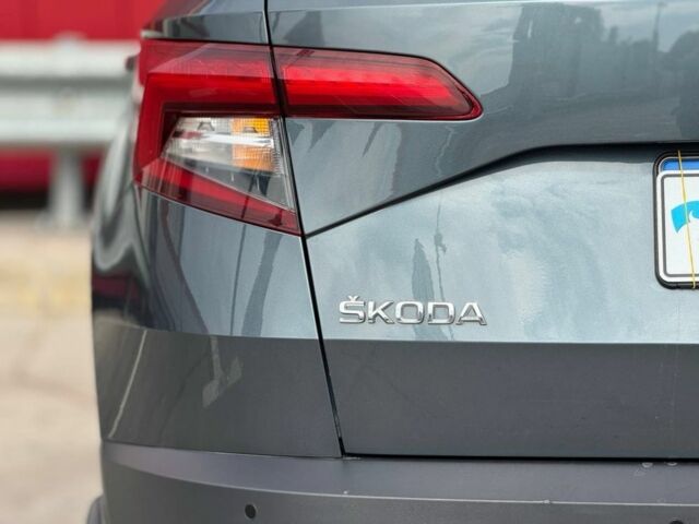 Серый Шкода Karoq, объемом двигателя 1.4 л и пробегом 127 тыс. км за 18300 $, фото 12 на Automoto.ua