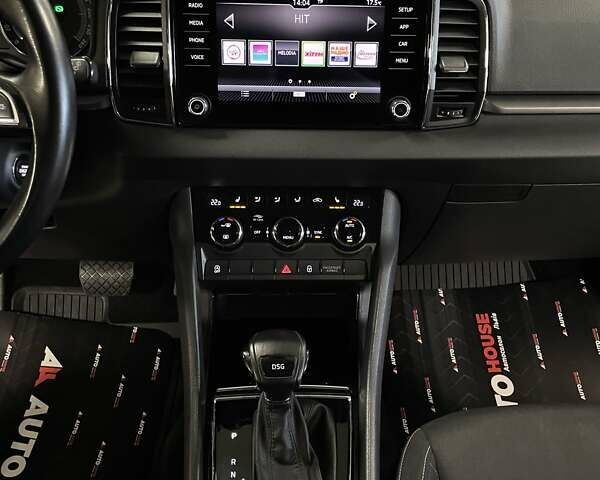 Сірий Шкода Karoq, об'ємом двигуна 1.5 л та пробігом 76 тис. км за 22900 $, фото 46 на Automoto.ua