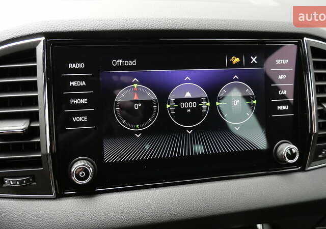 Сірий Шкода Karoq, об'ємом двигуна 0 л та пробігом 148 тис. км за 29990 $, фото 50 на Automoto.ua