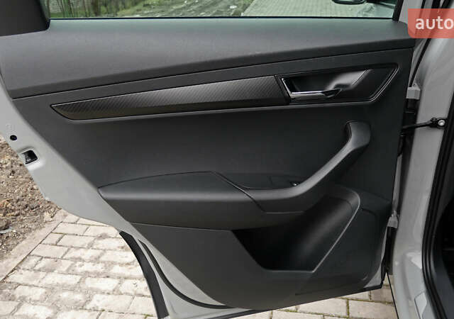 Сірий Шкода Karoq, об'ємом двигуна 0 л та пробігом 148 тис. км за 29990 $, фото 60 на Automoto.ua