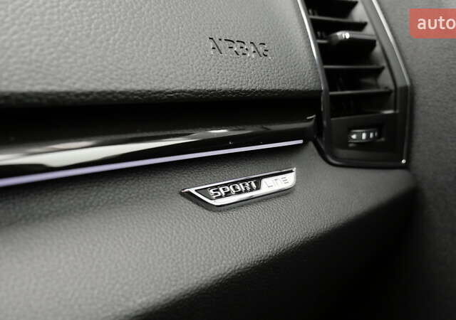 Сірий Шкода Karoq, об'ємом двигуна 0 л та пробігом 148 тис. км за 29990 $, фото 45 на Automoto.ua