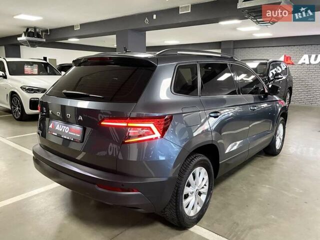 Сірий Шкода Karoq, об'ємом двигуна 1.5 л та пробігом 76 тис. км за 22900 $, фото 10 на Automoto.ua