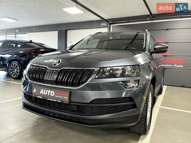 Сірий Шкода Karoq, об'ємом двигуна 1.5 л та пробігом 76 тис. км за 22900 $, фото 3 на Automoto.ua