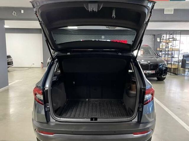 Сірий Шкода Karoq, об'ємом двигуна 1.5 л та пробігом 76 тис. км за 22900 $, фото 20 на Automoto.ua