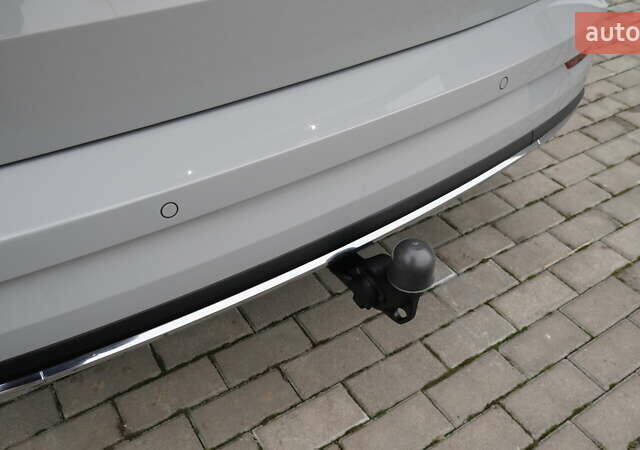 Сірий Шкода Karoq, об'ємом двигуна 0 л та пробігом 148 тис. км за 29990 $, фото 19 на Automoto.ua