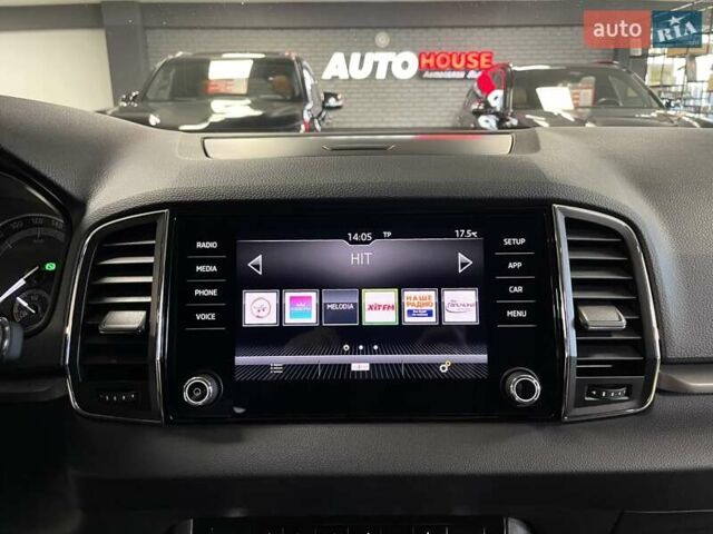 Сірий Шкода Karoq, об'ємом двигуна 1.5 л та пробігом 76 тис. км за 22900 $, фото 50 на Automoto.ua