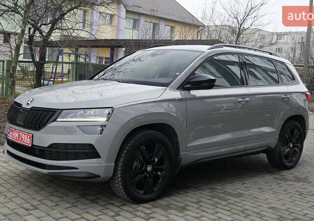 Сірий Шкода Karoq, об'ємом двигуна 0 л та пробігом 148 тис. км за 29990 $, фото 12 на Automoto.ua