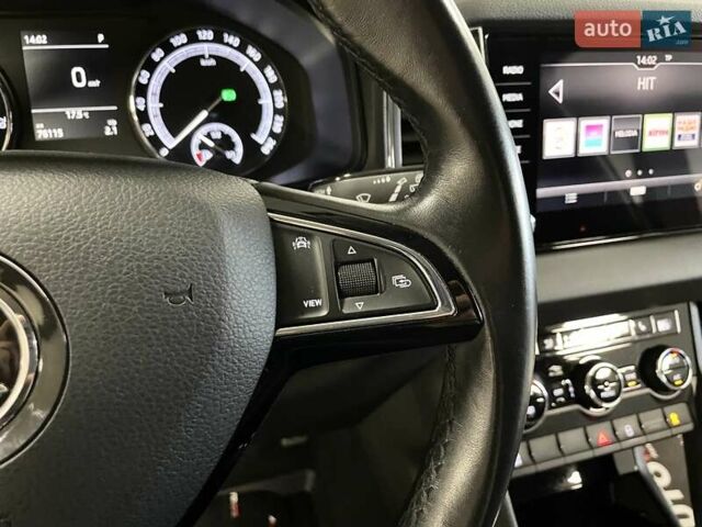 Сірий Шкода Karoq, об'ємом двигуна 1.5 л та пробігом 76 тис. км за 22900 $, фото 41 на Automoto.ua