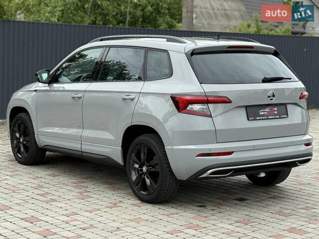Сірий Шкода Karoq, об'ємом двигуна 1.6 л та пробігом 180 тис. км за 23500 $, фото 8 на Automoto.ua