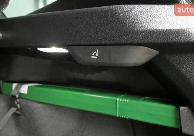 Сірий Шкода Karoq, об'ємом двигуна 0 л та пробігом 148 тис. км за 29990 $, фото 73 на Automoto.ua