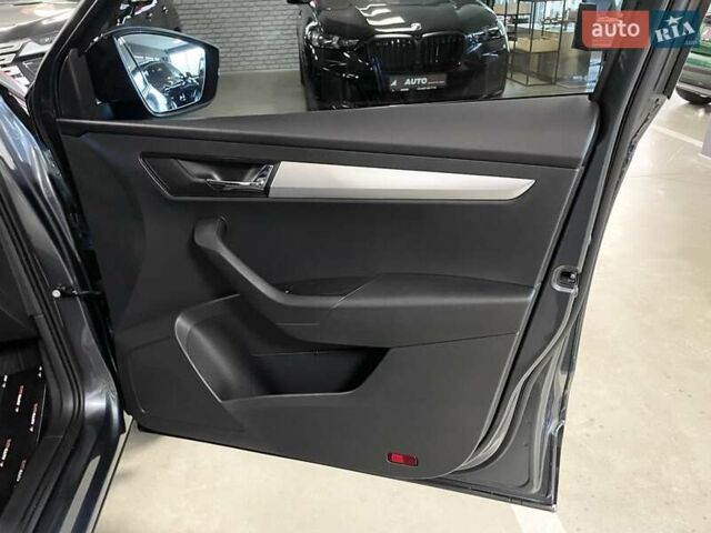 Сірий Шкода Karoq, об'ємом двигуна 1.5 л та пробігом 76 тис. км за 22900 $, фото 34 на Automoto.ua