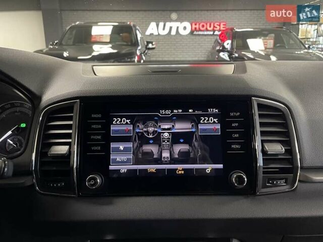 Сірий Шкода Karoq, об'ємом двигуна 1.5 л та пробігом 76 тис. км за 22900 $, фото 55 на Automoto.ua