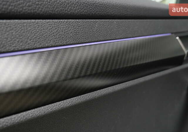 Сірий Шкода Karoq, об'ємом двигуна 0 л та пробігом 148 тис. км за 29990 $, фото 28 на Automoto.ua