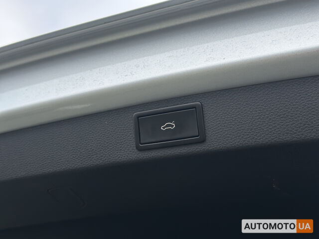 Сірий Шкода Karoq, об'ємом двигуна 1.4 л та пробігом 60 тис. км за 23480 $, фото 20 на Automoto.ua