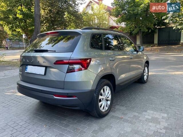 Серый Шкода Karoq, объемом двигателя 1.4 л и пробегом 60 тыс. км за 23500 $, фото 5 на Automoto.ua