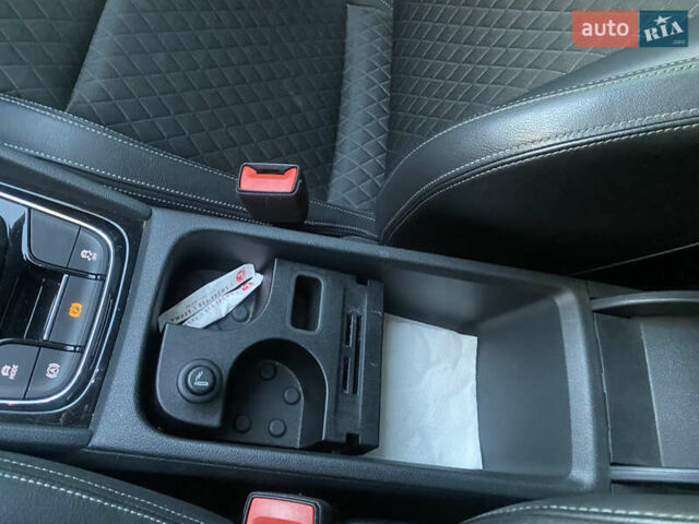 Сірий Шкода Karoq, об'ємом двигуна 1.6 л та пробігом 205 тис. км за 23000 $, фото 23 на Automoto.ua