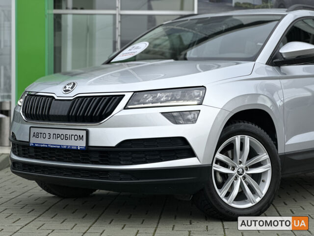 Сірий Шкода Karoq, об'ємом двигуна 1.4 л та пробігом 60 тис. км за 23480 $, фото 1 на Automoto.ua