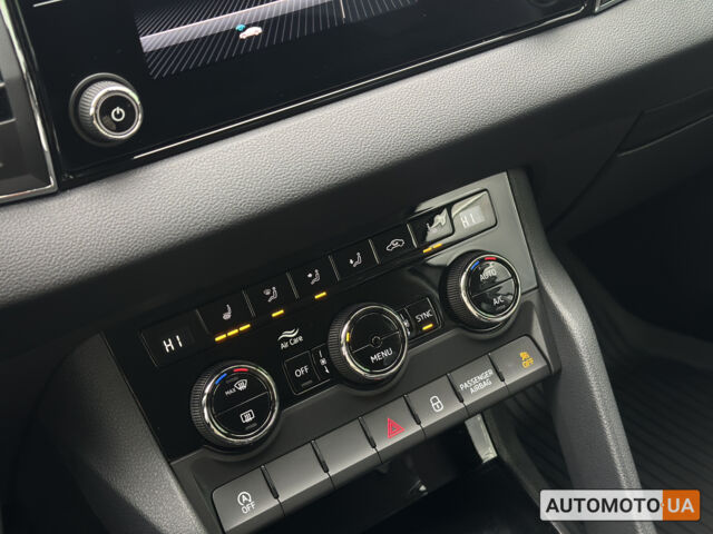 Сірий Шкода Karoq, об'ємом двигуна 1.4 л та пробігом 60 тис. км за 23480 $, фото 11 на Automoto.ua