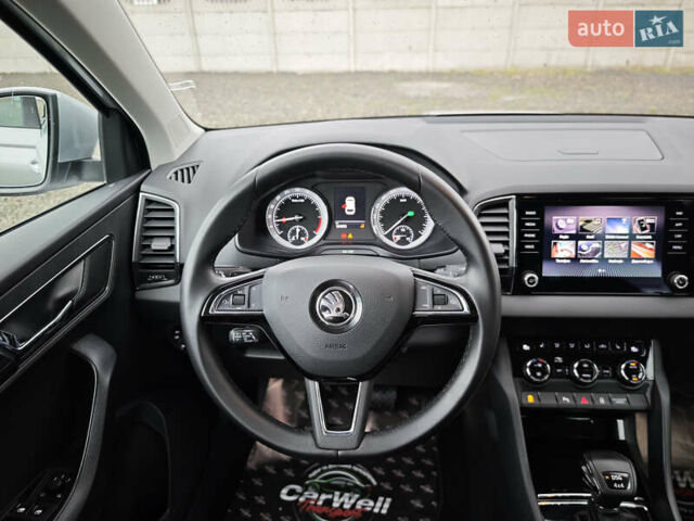 Серый Шкода Karoq, объемом двигателя 2 л и пробегом 184 тыс. км за 23999 $, фото 23 на Automoto.ua