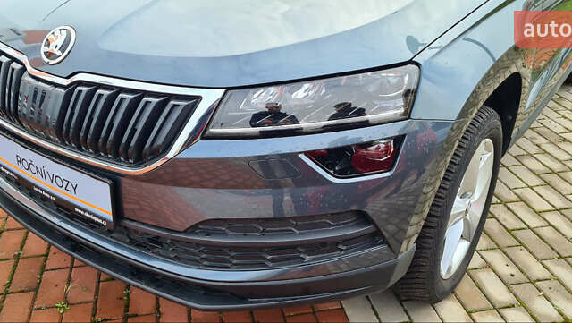 Серый Шкода Karoq, объемом двигателя 1.5 л и пробегом 23 тыс. км за 25100 $, фото 4 на Automoto.ua