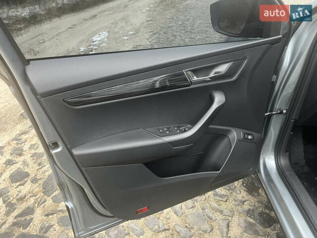 Серый Шкода Karoq, объемом двигателя 1.4 л и пробегом 152 тыс. км за 19500 $, фото 11 на Automoto.ua