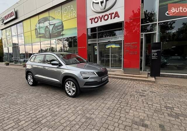 Сірий Шкода Karoq, об'ємом двигуна 1.4 л та пробігом 24 тис. км за 23000 $, фото 23 на Automoto.ua