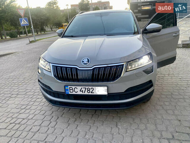 Сірий Шкода Karoq, об'ємом двигуна 1.6 л та пробігом 205 тис. км за 23000 $, фото 1 на Automoto.ua