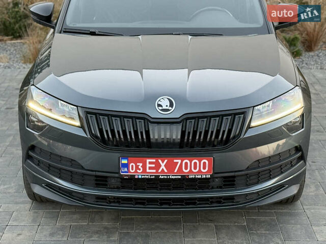 Серый Шкода Karoq, объемом двигателя 2 л и пробегом 165 тыс. км за 31300 $, фото 36 на Automoto.ua