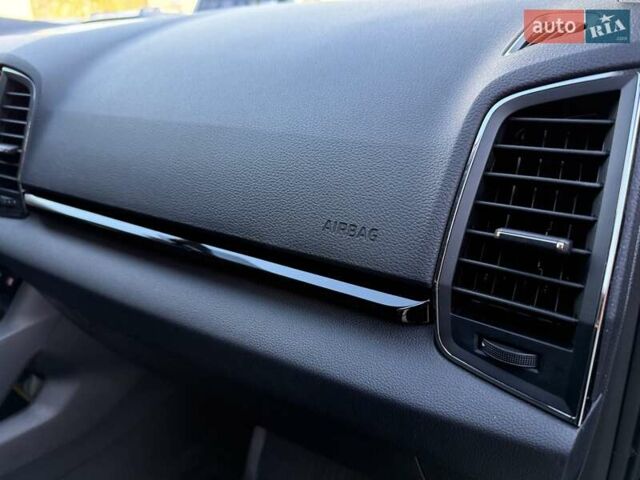 Серый Шкода Karoq, объемом двигателя 1.4 л и пробегом 97 тыс. км за 21950 $, фото 55 на Automoto.ua