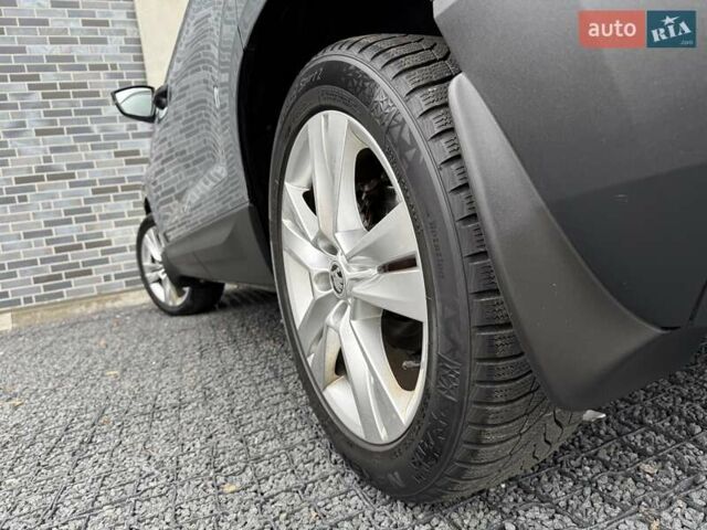 Серый Шкода Karoq, объемом двигателя 1.4 л и пробегом 47 тыс. км за 21800 $, фото 12 на Automoto.ua