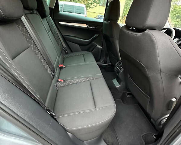 Серый Шкода Karoq, объемом двигателя 1.97 л и пробегом 144 тыс. км за 23650 $, фото 6 на Automoto.ua