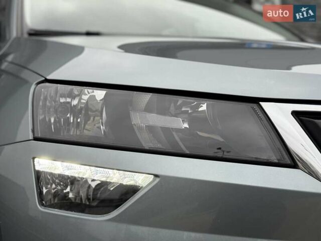 Серый Шкода Karoq, объемом двигателя 1.4 л и пробегом 47 тыс. км за 21800 $, фото 33 на Automoto.ua