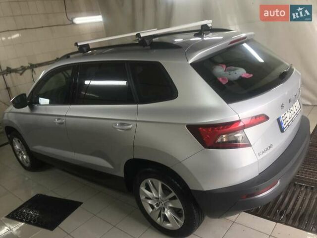 Серый Шкода Karoq, объемом двигателя 1.4 л и пробегом 53 тыс. км за 24000 $, фото 3 на Automoto.ua