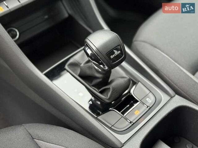 Серый Шкода Karoq, объемом двигателя 1.4 л и пробегом 47 тыс. км за 21800 $, фото 47 на Automoto.ua