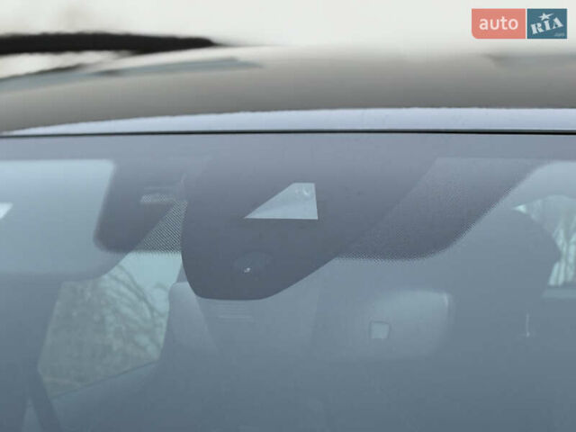 Серый Шкода Karoq, объемом двигателя 2 л и пробегом 165 тыс. км за 31300 $, фото 42 на Automoto.ua