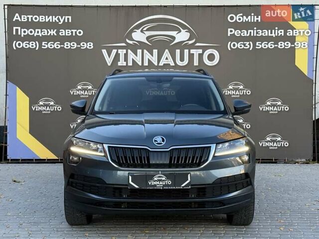 Серый Шкода Karoq, объемом двигателя 1.4 л и пробегом 97 тыс. км за 21950 $, фото 5 на Automoto.ua
