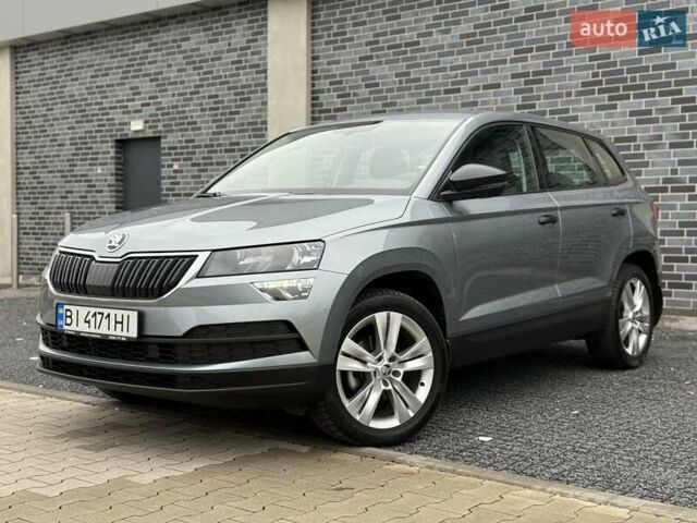 Серый Шкода Karoq, объемом двигателя 1.4 л и пробегом 47 тыс. км за 21800 $, фото 4 на Automoto.ua