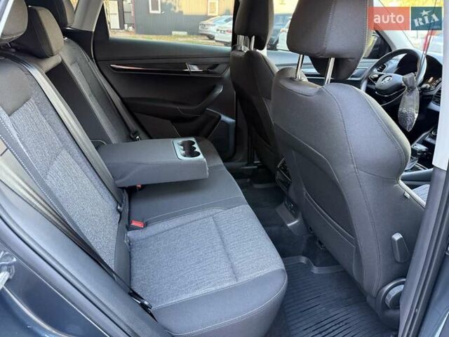 Серый Шкода Karoq, объемом двигателя 1.4 л и пробегом 97 тыс. км за 21950 $, фото 50 на Automoto.ua